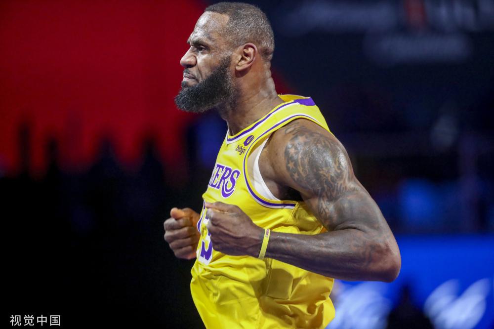 中国男足的 中国男足的