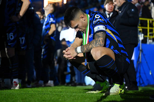 由前锋球员 由前锋球员